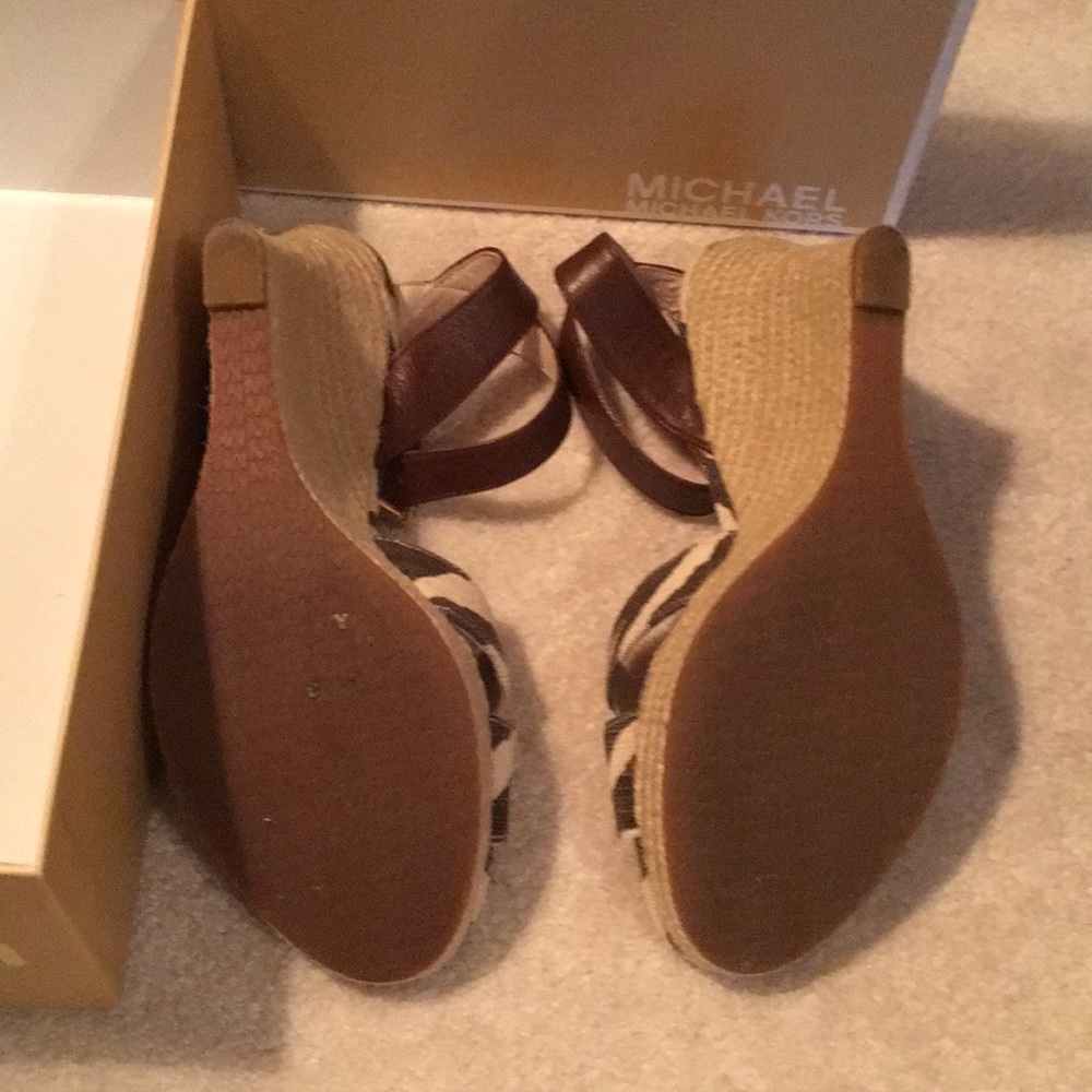 Michael Kors ankle strap wedges - Picture 5 of 7